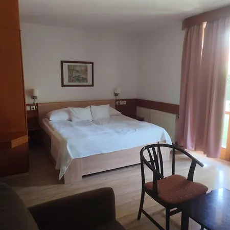 Abbazia Club Kek Hotell 3*