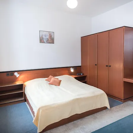 Abbázia Club Kék 3*