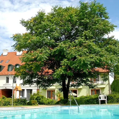 Abbazia Club Kek Keszthely