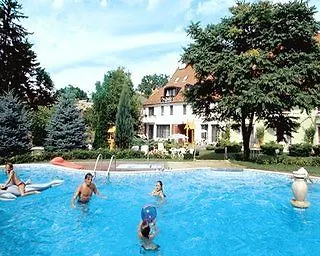 Hotel Abbazia Club Kek Keszthely