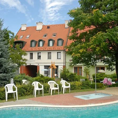 Hotel Abbazia Club Kek 3*