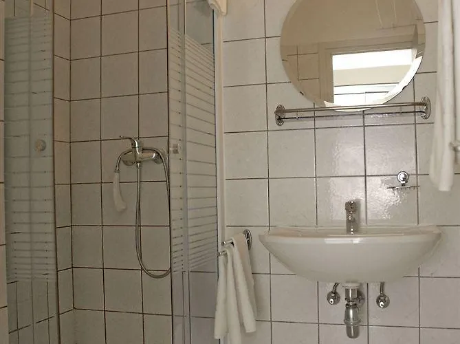 מלון Abbazia Club Kek קסזטלי