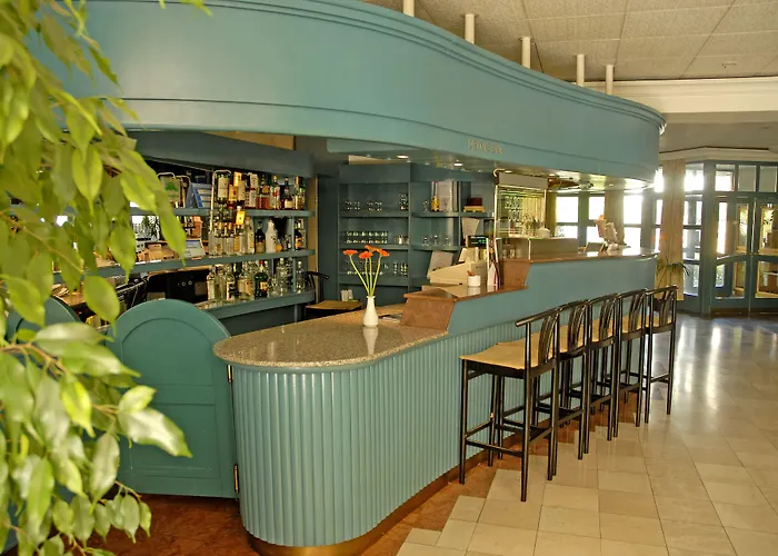 Abbázia Club Kék Szálloda