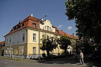 Abbazia Club Kek ホテル ケストヘイ