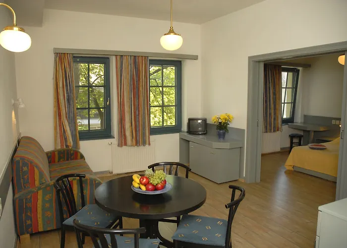 מלון Abbazia Club Kek קסזטלי